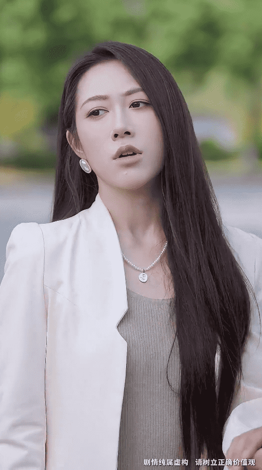 军训求雨我玄学大佬的身份瞒不住了全集