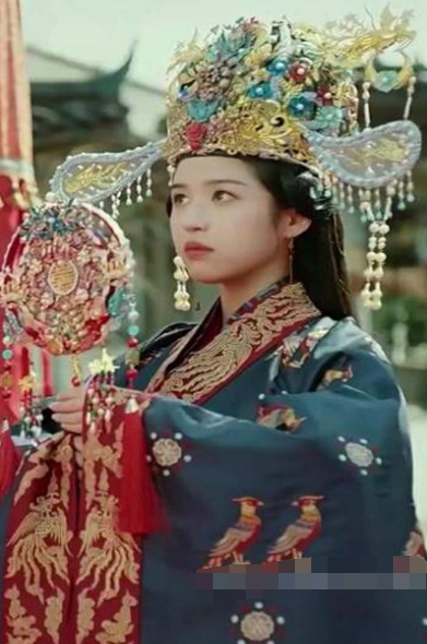 穿书后反派大佬偏宠我全集